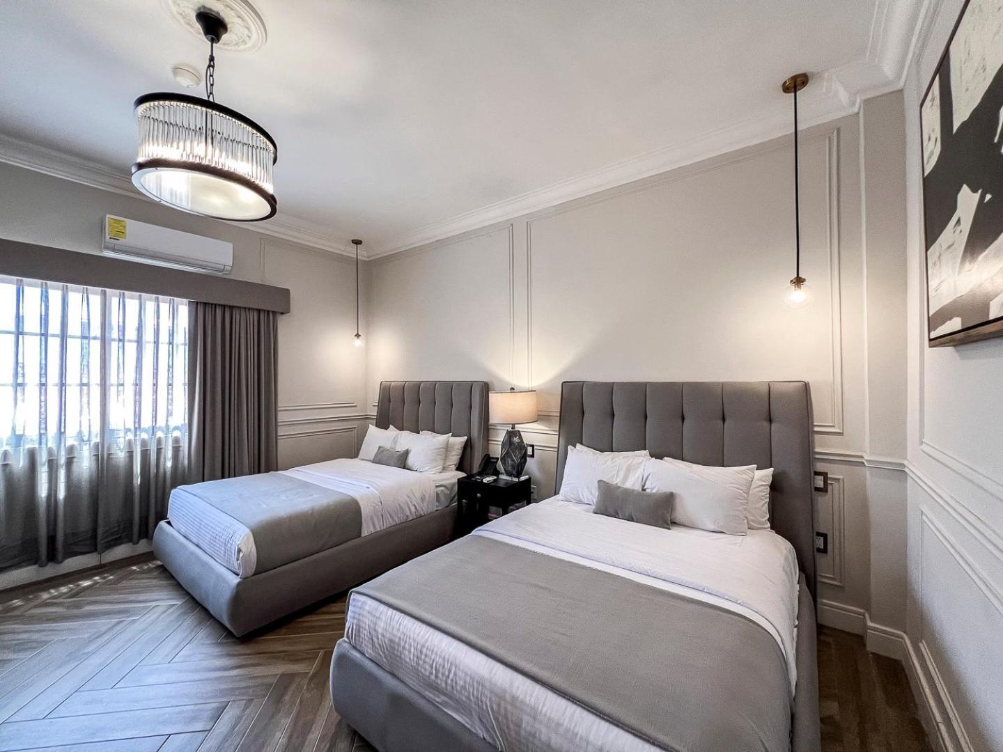 Hotel Mansion E Borbon เลออน ภายนอก รูปภาพ