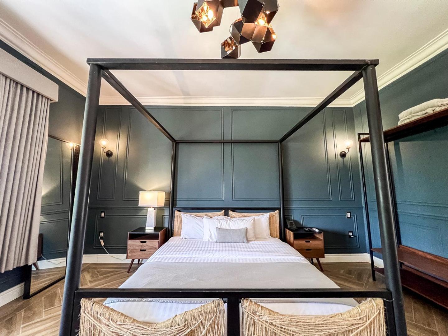 Hotel Mansion E Borbon เลออน ภายนอก รูปภาพ
