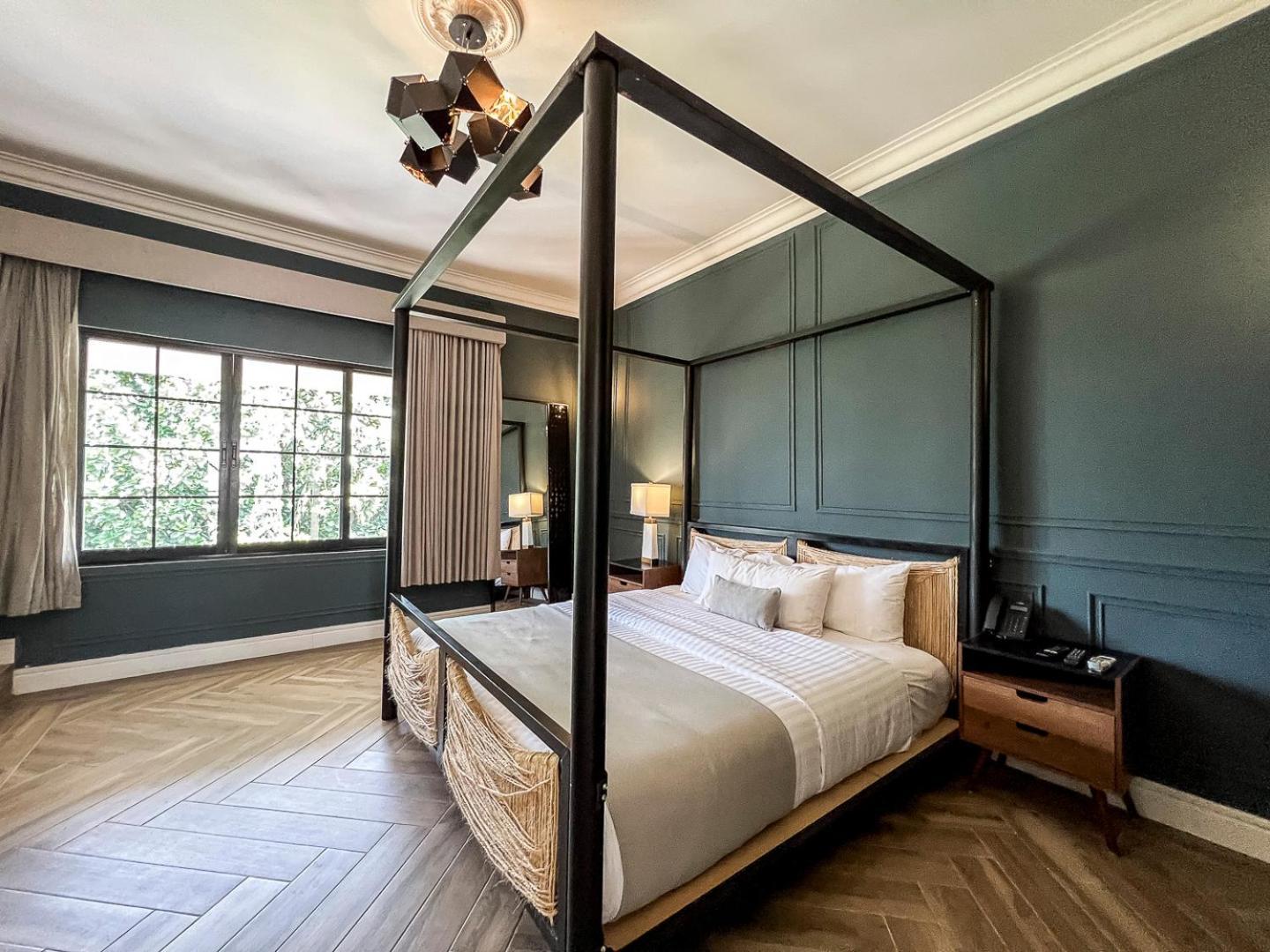 Hotel Mansion E Borbon เลออน ภายนอก รูปภาพ