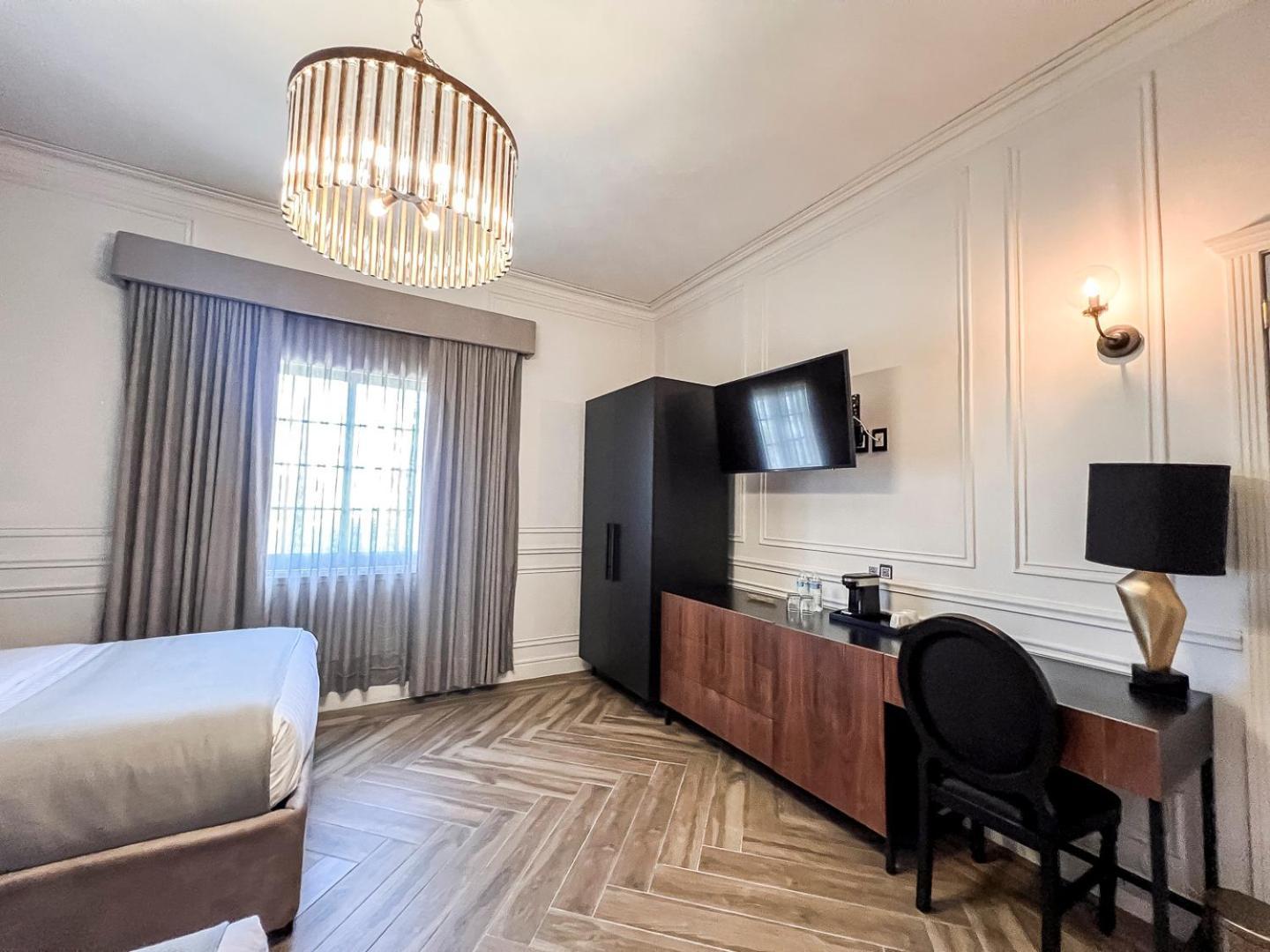 Hotel Mansion E Borbon เลออน ภายนอก รูปภาพ